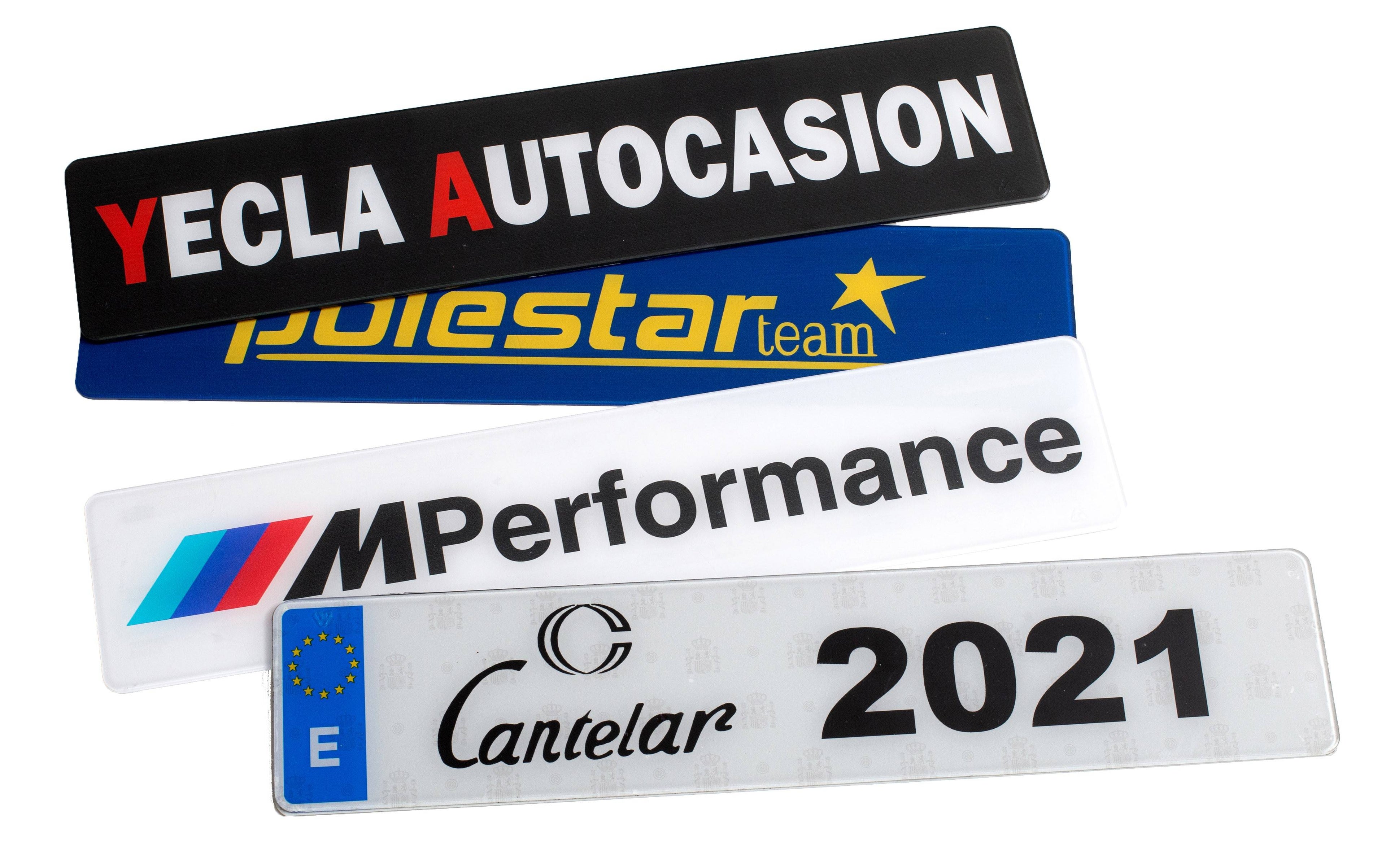 Tapamatrículas personalizados | Cubre matrículas metacrilato